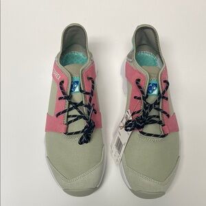 Adidas Outdoor Terrex Voyager Women’s Halo Green Shoes Size 9.5
